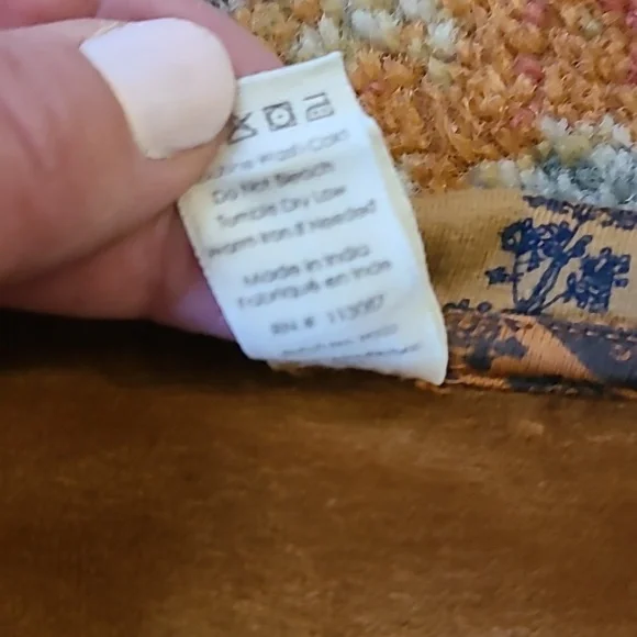 Kate Quinn Button Up light jacket - Picture 3 of 9